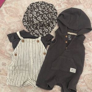 Carter’s Gray and off white boy bundle set